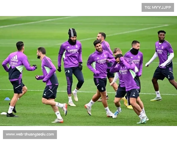 西甲球员佩戴紫色袖标支持消除对妇女暴力日 西甲球员佩戴紫色袖标支持消除对妇女暴力日